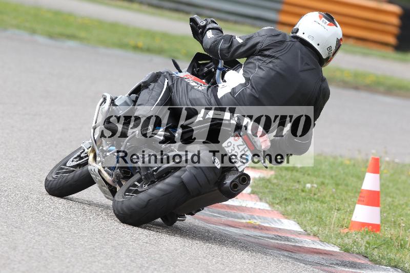 Archiv-2025/10 23.04.2025 Cornu Master School ADR/rot-rouge/unklar